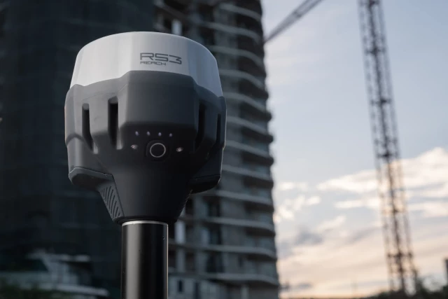 Reach RS3|Emlid|GNSS Receiver